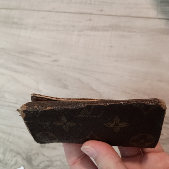 LOUIS VUITTON Key Case Monogram - Picture 4 of 12